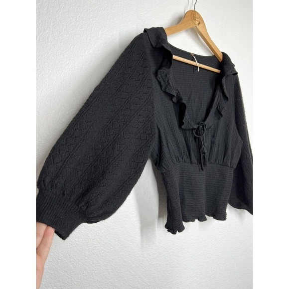 Free People Medium M Billie Cascade Ruffle Smocked Sweater Knit Top Black - Picture 4 of 6